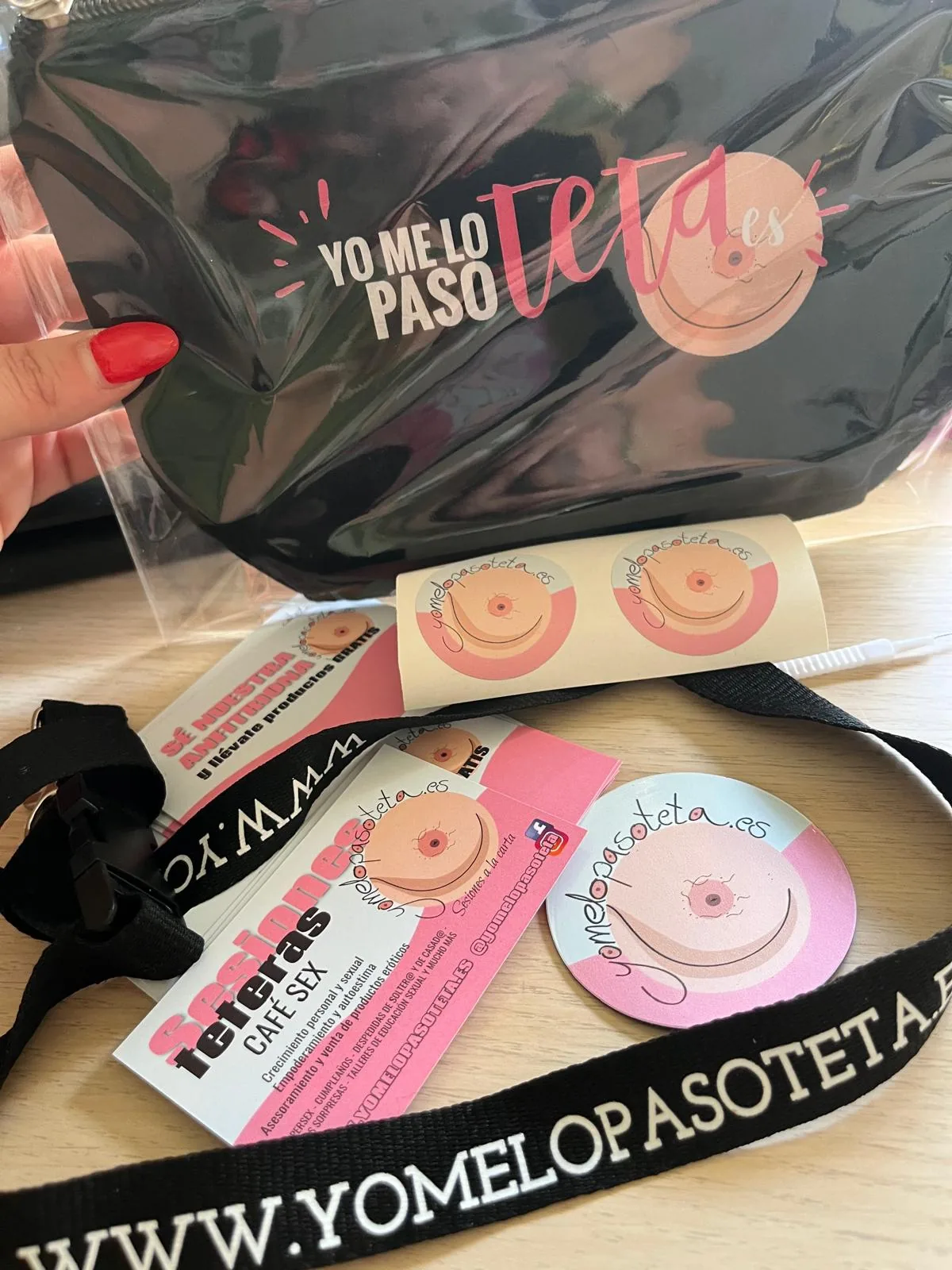 Kit de bienvenida para embajadoras YoMeLoPasoTeta